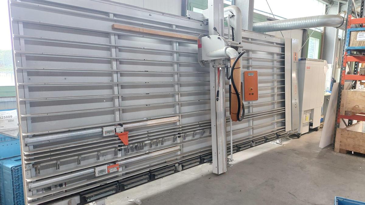 Used 2011 HOLZHER 1255