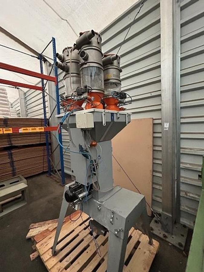 Used  2008 Motan Gravicolor 100  Dosage Unit 