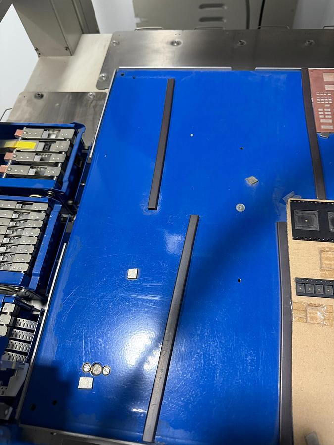 Used 2000 LCM DVC Pick-and-Place machine