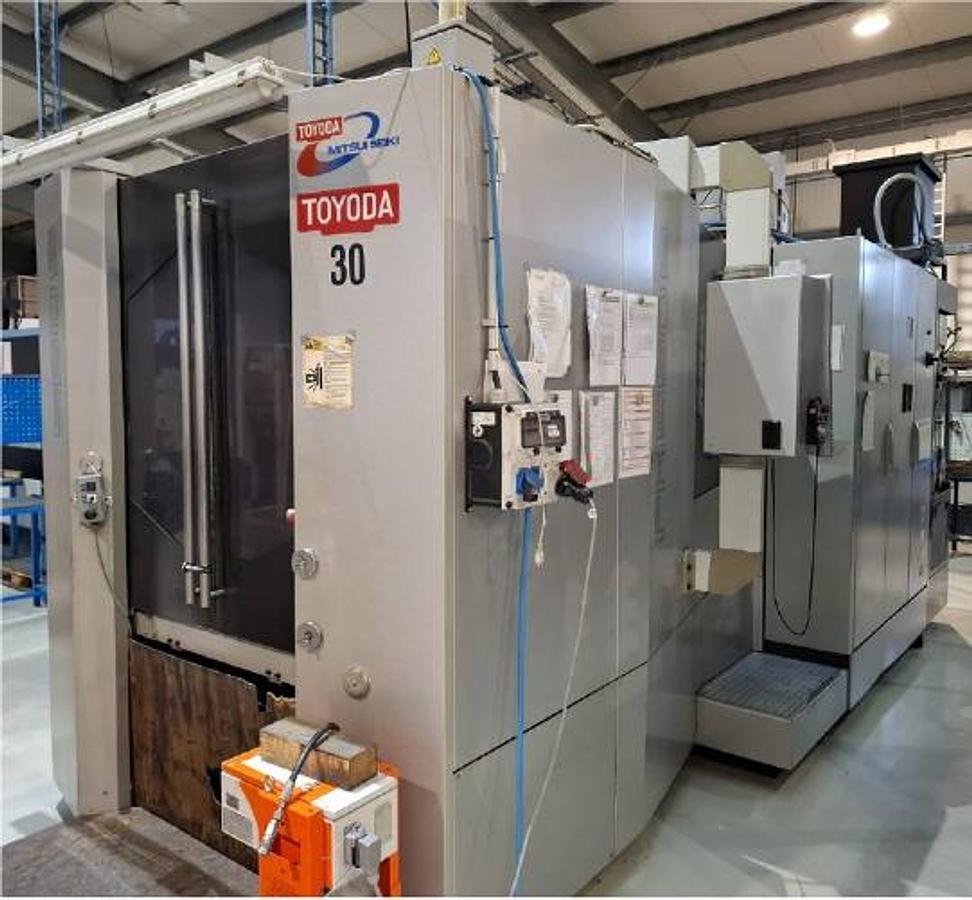 Used 2005 Toyoda FH550S Horizontal Machining Center