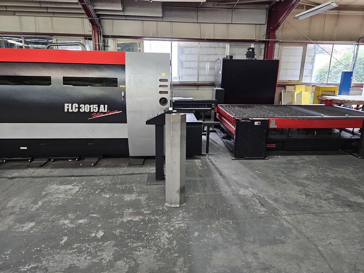 Used 2018 Amada FLC3015 AJ-C2R