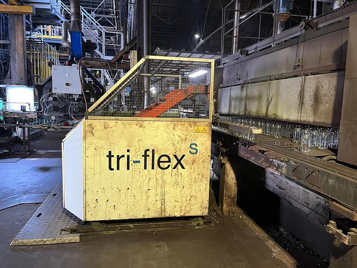 Used EMHART (2x)IS 6 - EF 5 1/2 '' DG LH Hotend glass production line