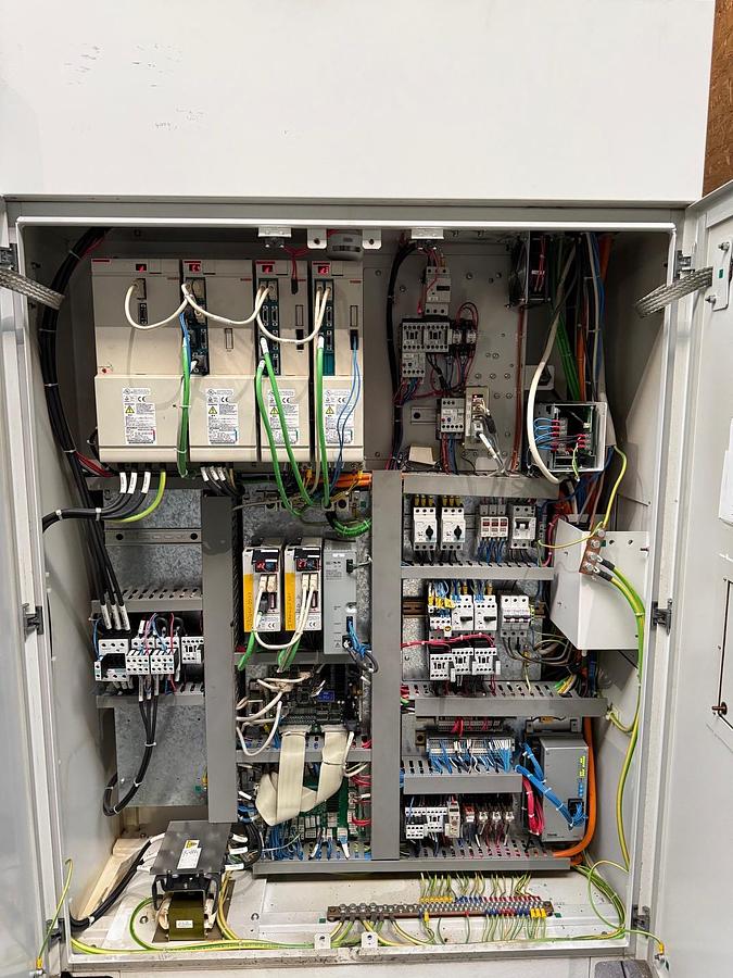 Used 2003 Mazak VCN 510C