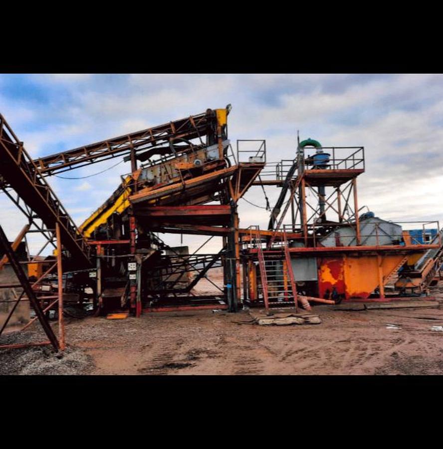 Used Used Semi-Mobile Sand and Gravel Processing Plant 