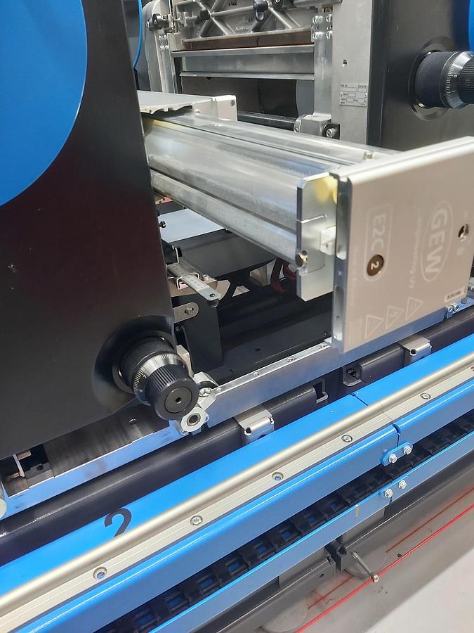 Used GEW E2C UV Curing System