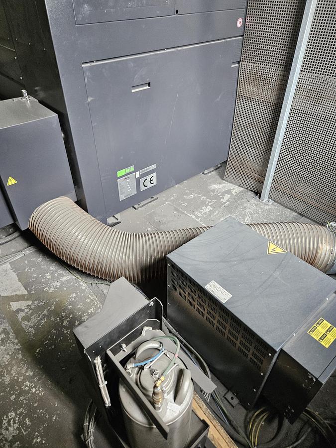 Used 2018 Amada FLC3015 AJ-C2R