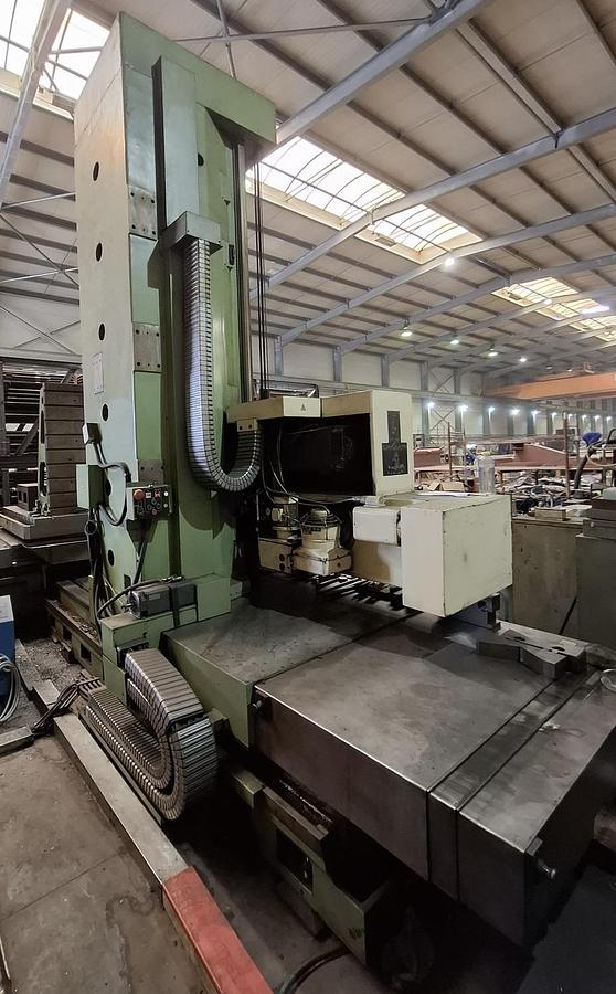 Used 1995 TOS WHQ 13.8 CNC