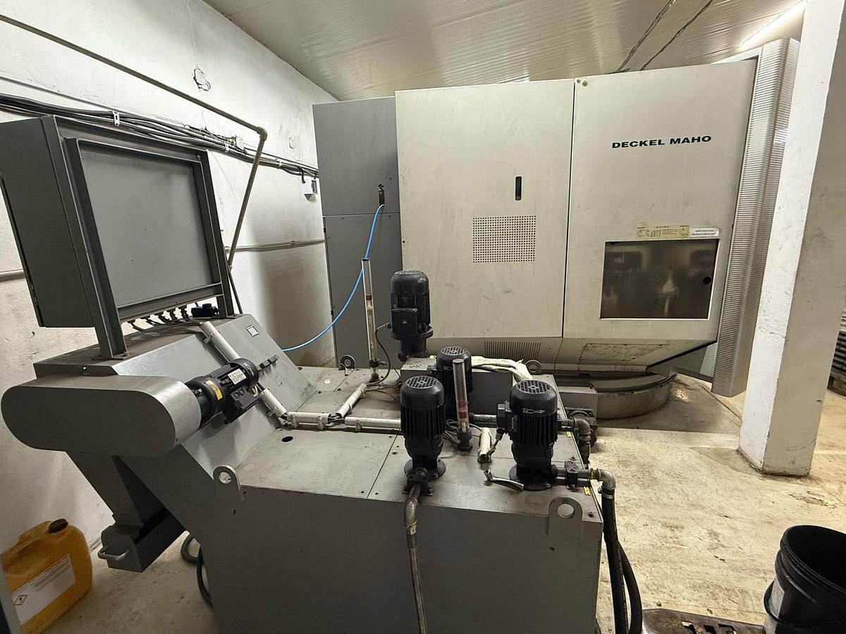 Used 2003 Deckel Maho DMU 80 T