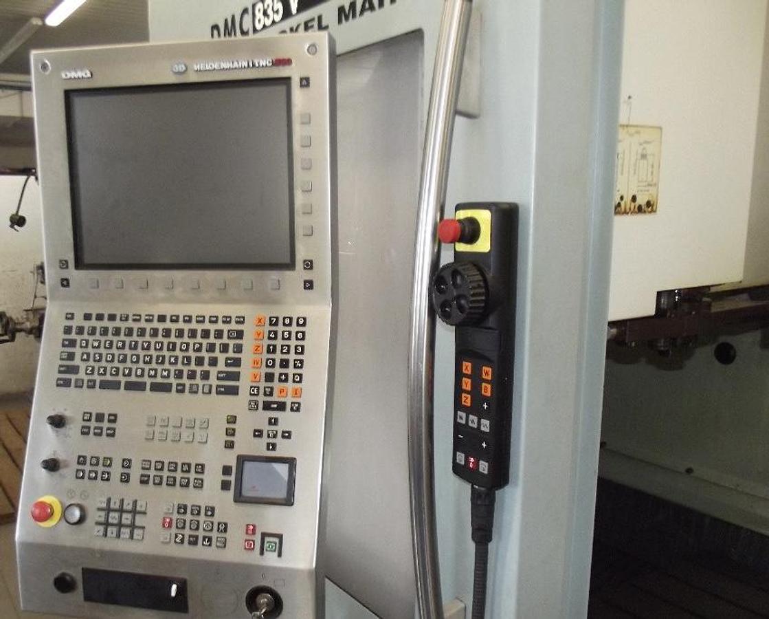 Used 2006 Deckel Maho DMC 835 V