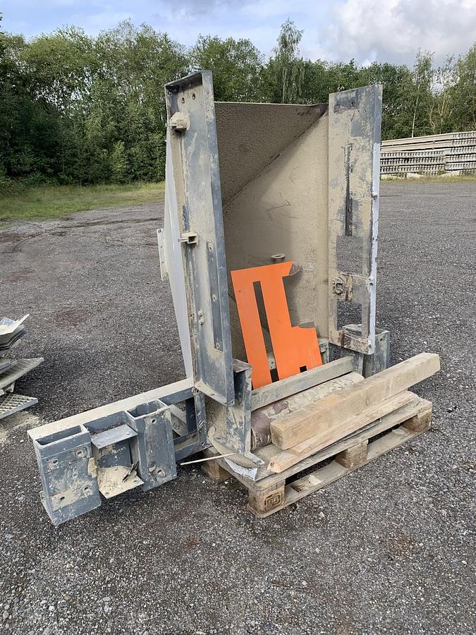 Used HAVER & BOECKER  6 Nozzle Bagging plant