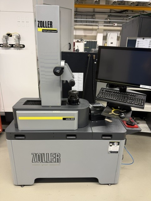 Used ZOLLER Smile 600 Tool Presetter