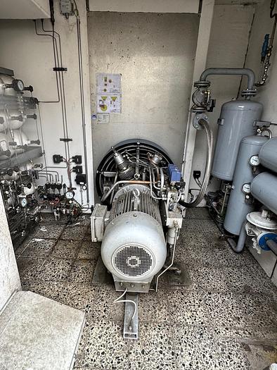 Used natural gas filling station