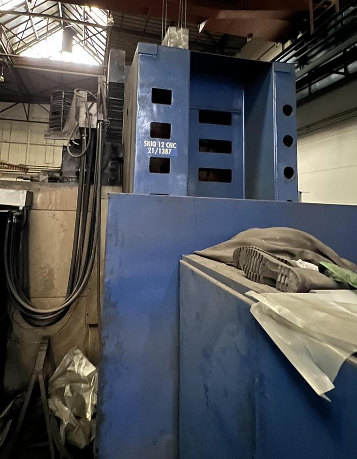 Used TOS SKIQ 12 CNC