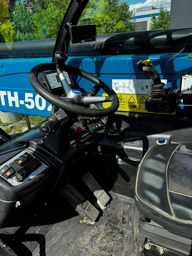 Used 2016 Genie GTH-5021R