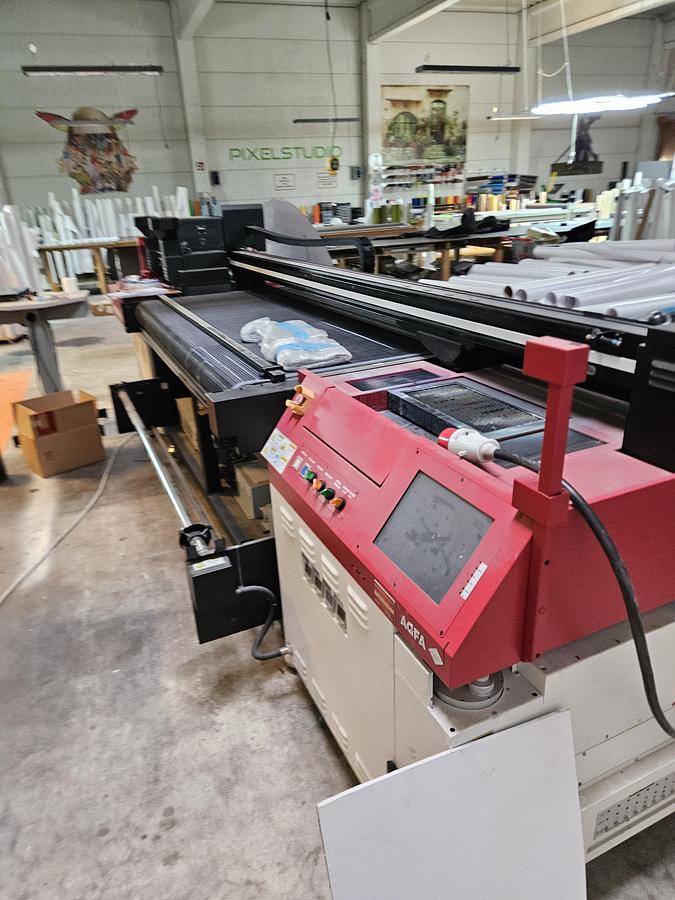 Used 2012 Agfa Anapurna + OCE arizona + printing machines package