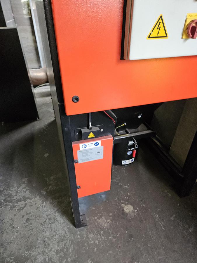Used 2018 Amada FLC3015 AJ-C2R