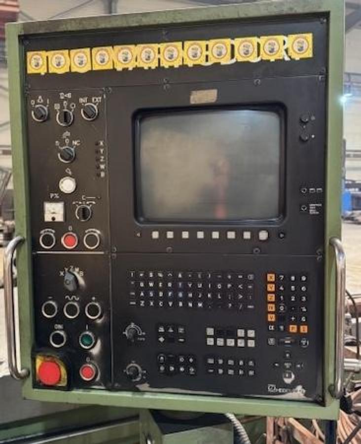 Used 1995 TOS WHQ 13.8 CNC
