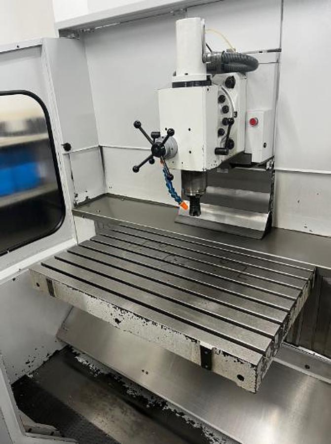 Used 1995 Mikron UME600