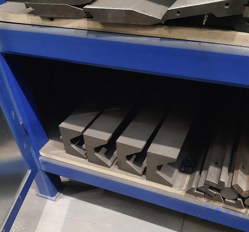 Used 2000 Safan CNCL-K-300-4300 TS1