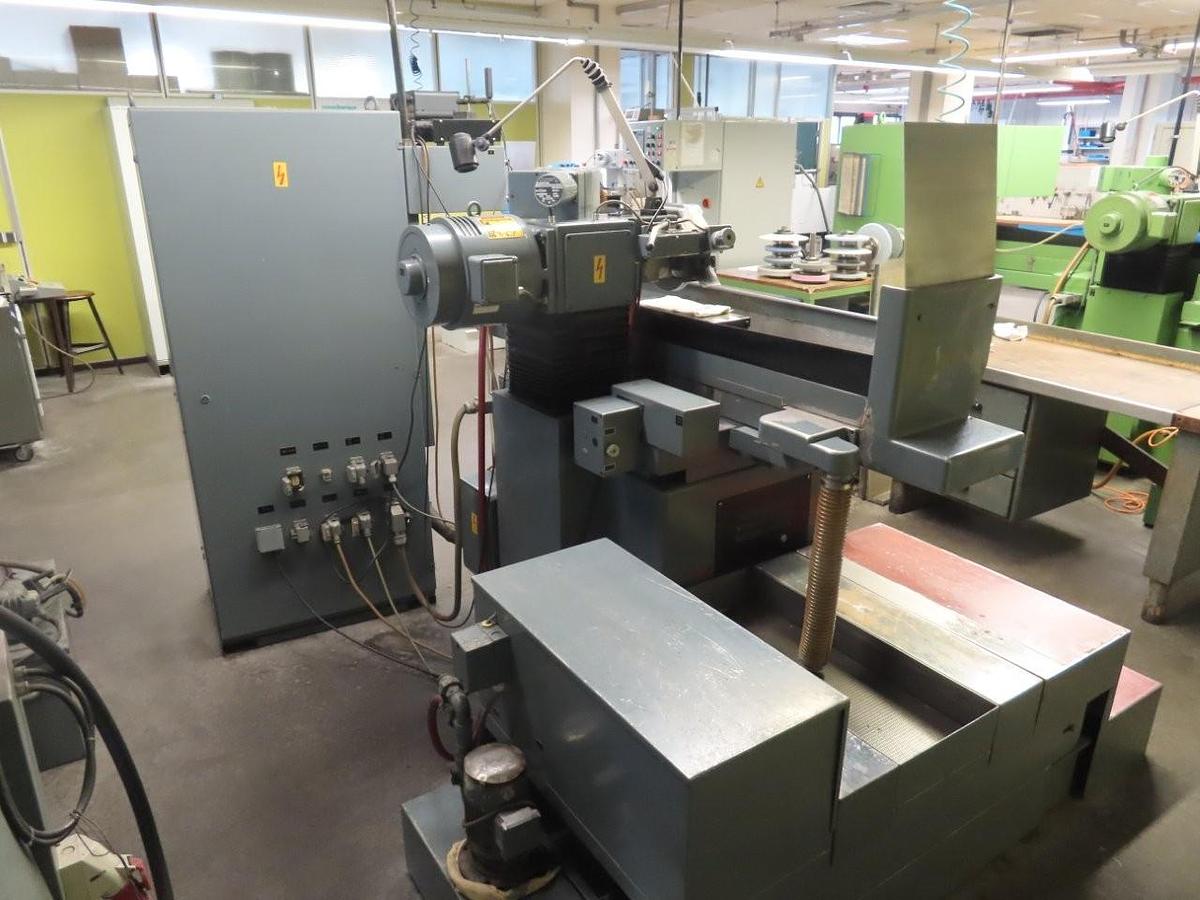 Used 1981 Jung JF 520 Flat and Profile Grinding Machine