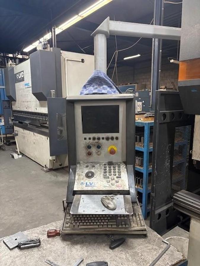 Used LVD PPEB 110/30 CAU-CNC Hydraulic Press Brake