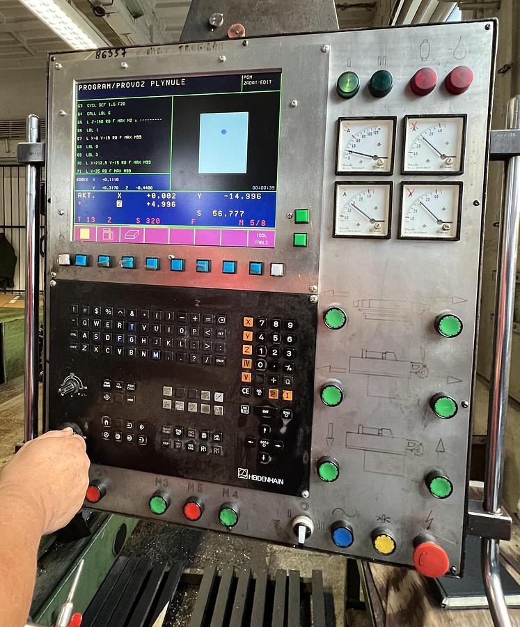 Used 1990 Zayer KFU 3000