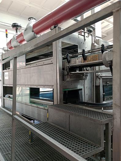 Used BOTTLE FILLING LINE 24.000 bottles/hour