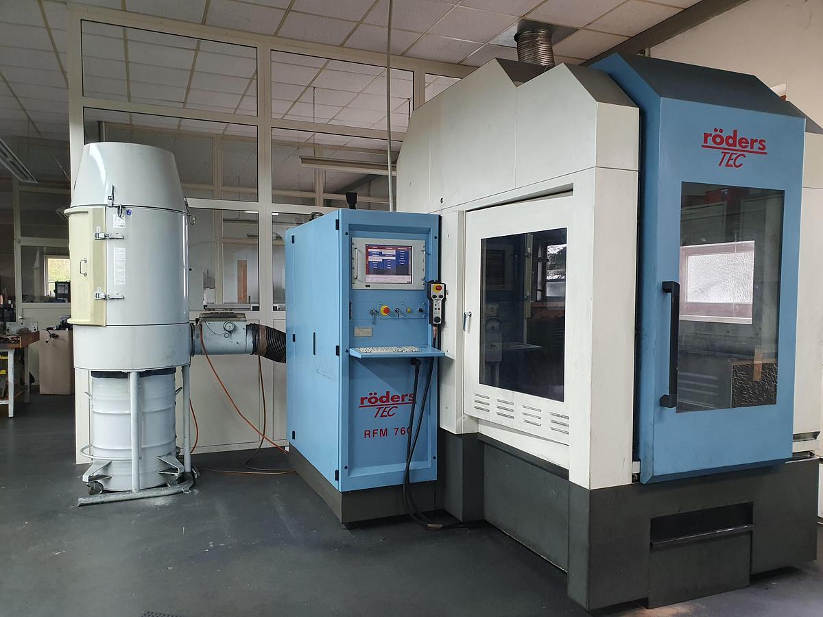Used 2000 Röders RFM760 High-Speed  Milling Machine 