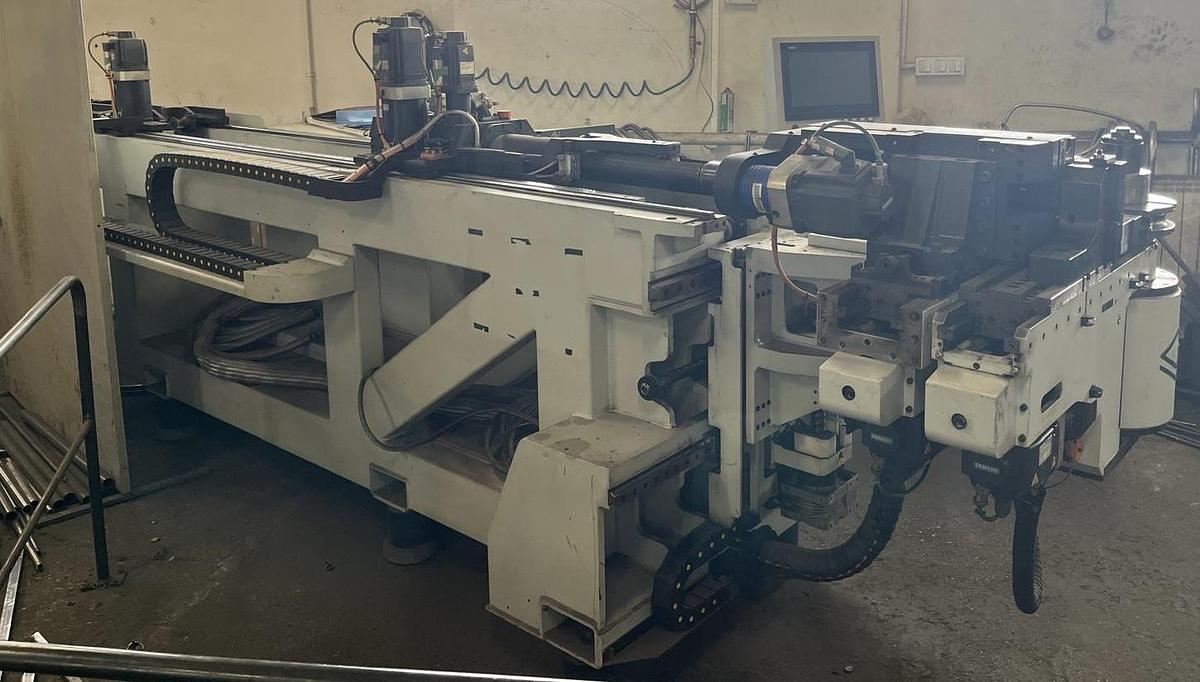 Used 2016 ELECT-M 52