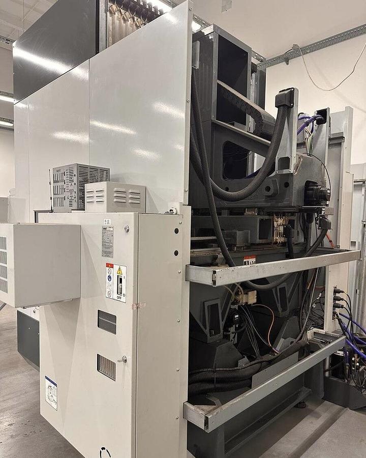 Used 2023 Haas UMC-750