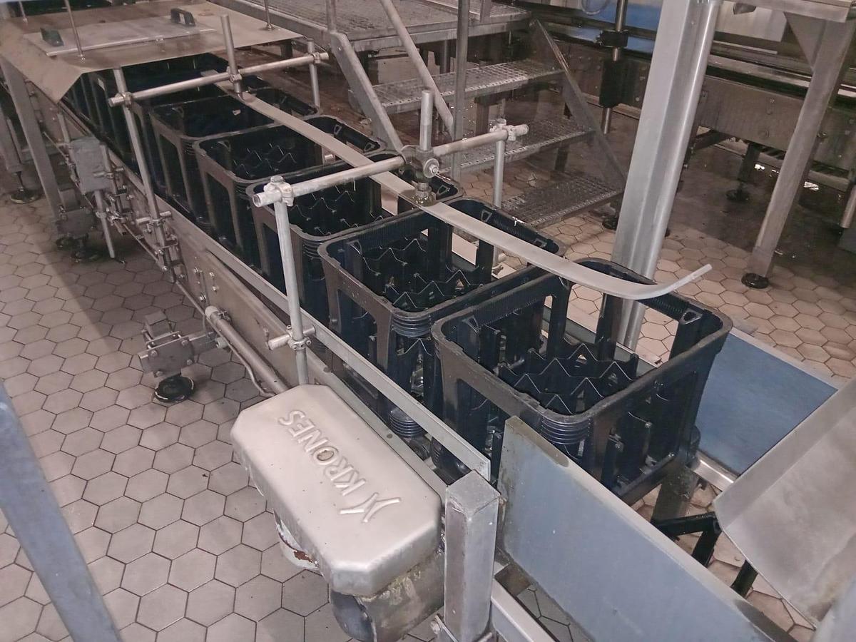 Used 2000 Krones Zierk PET crate washing system