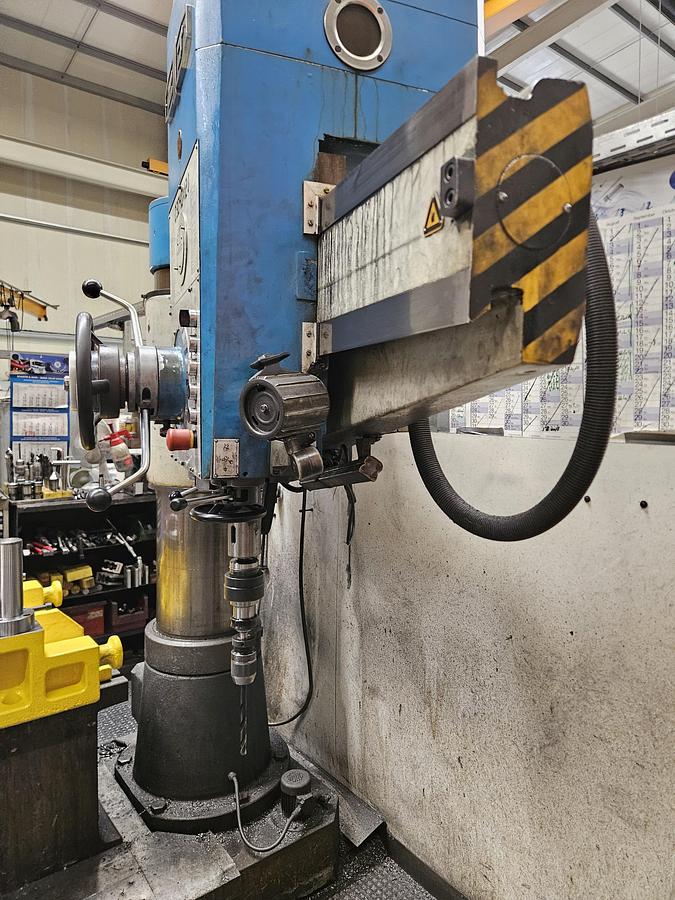 Used 2011 Radial drilling machine