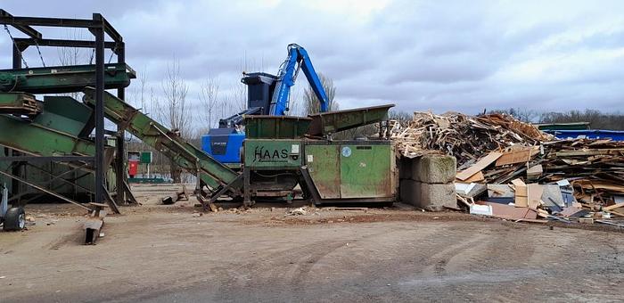 Used 2004 plant for waste wood processing