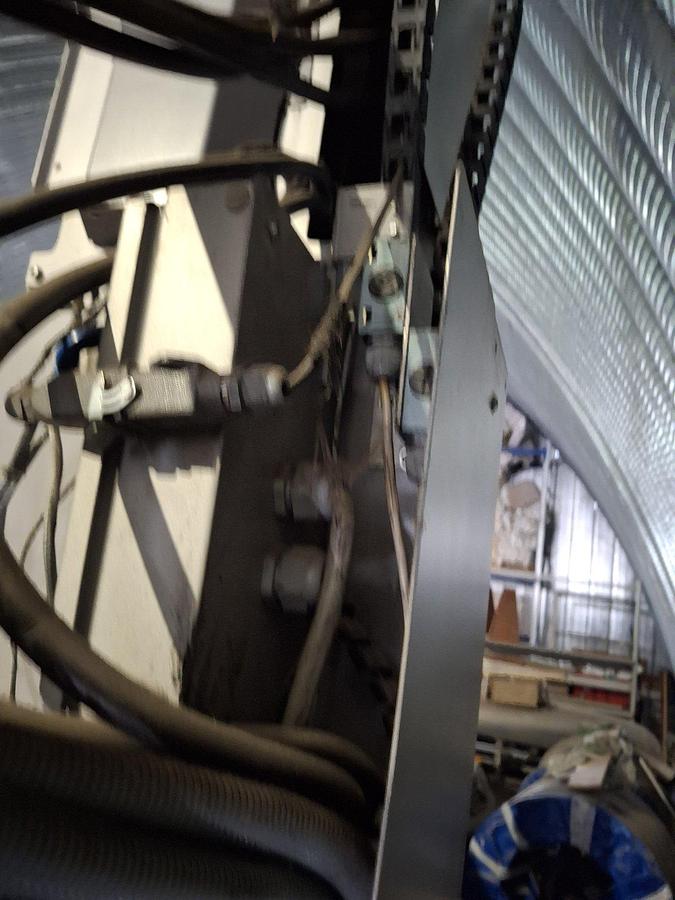 Used 2004 Battenfeld PLUS 350V/75