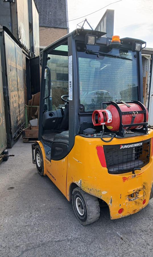 Used 2014 Jungheinrich TFG320S