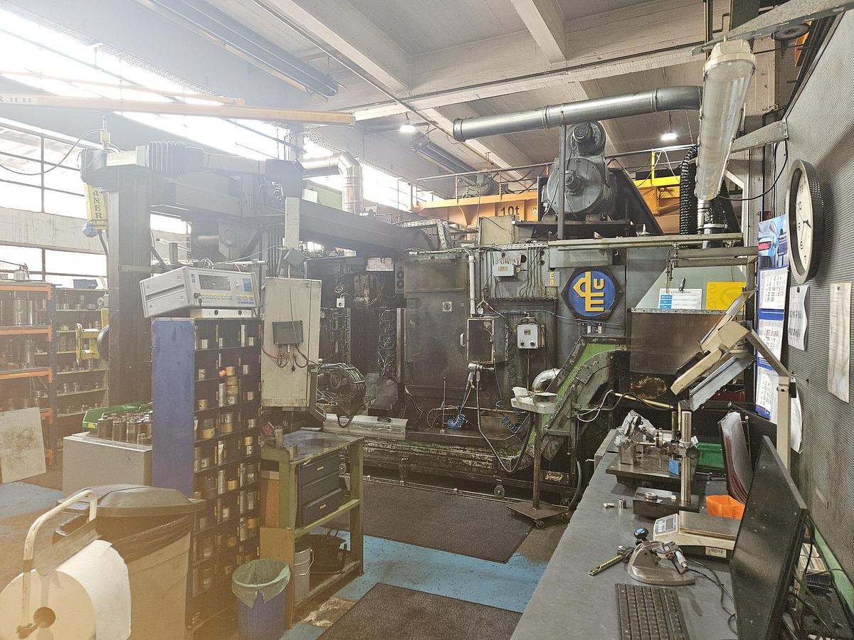 Used 1977 Peltzer & Ehlers GB-30/5 Stamping Machine