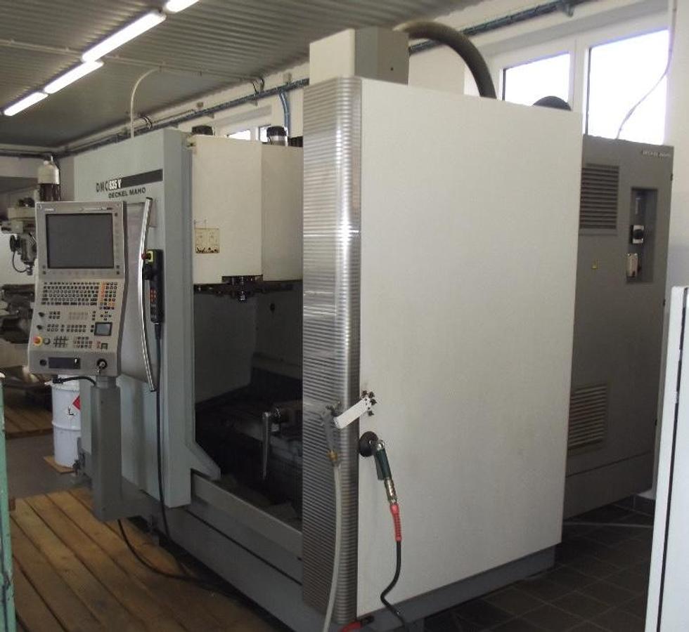 Used 2006 Deckel Maho DMC 835 V