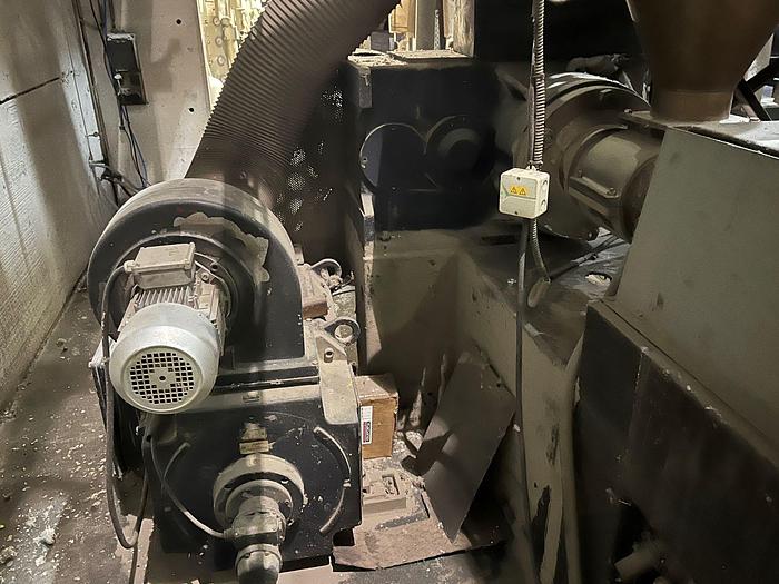 Used 1993 Prealpina extruder
