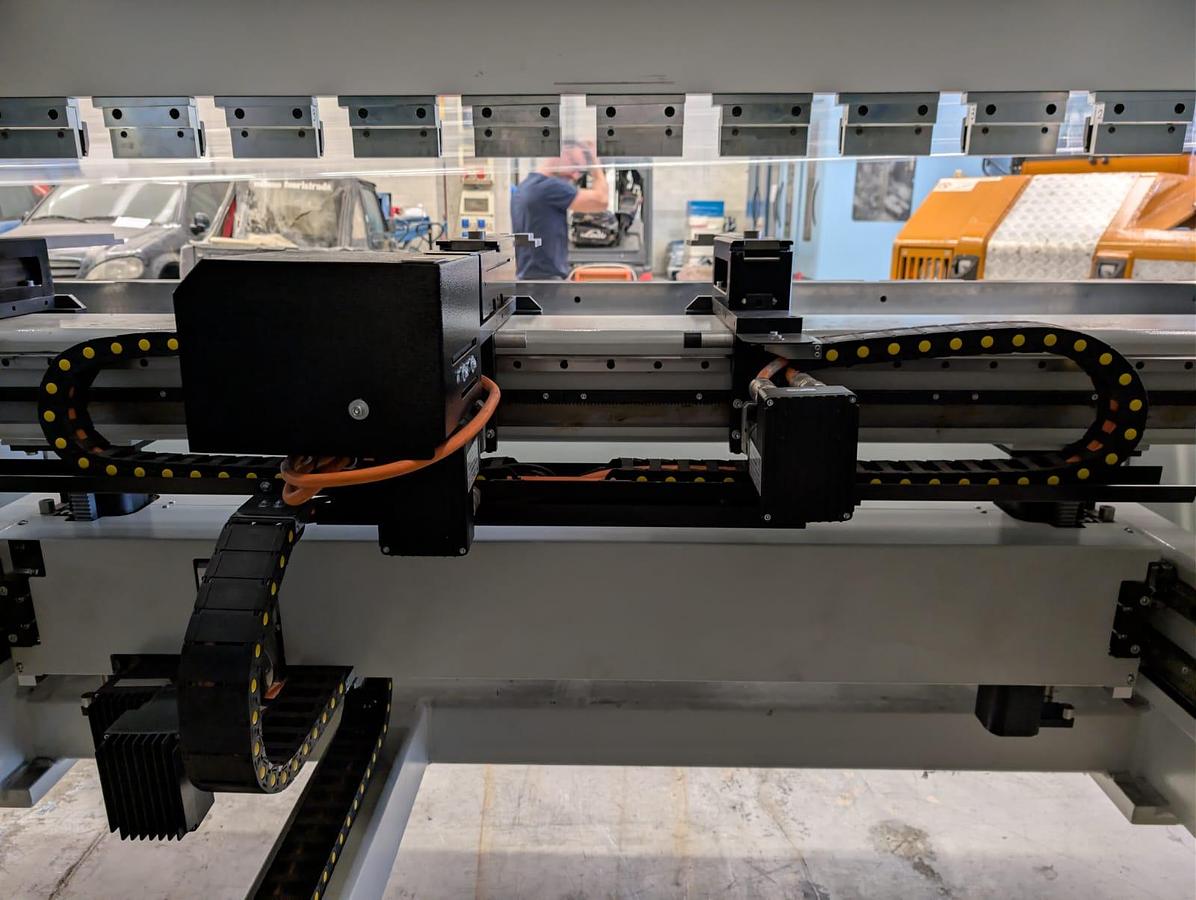 Used 2023 Warcom  Logica  100-2500