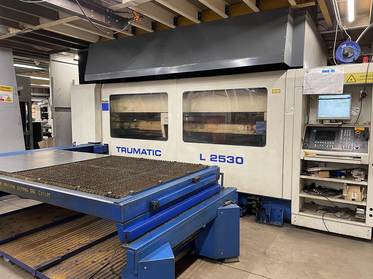 Used 1999 TRUMPF TRUMATIC L2530 CNC Laser Cutting Machine