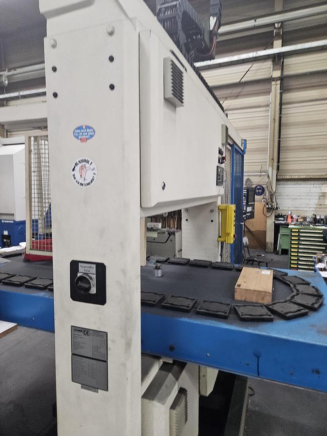 Used 1998 HITACHI SEIKI