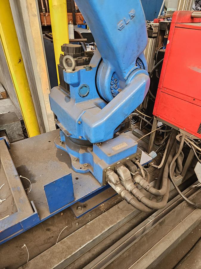 Used 2000 Motoman YR