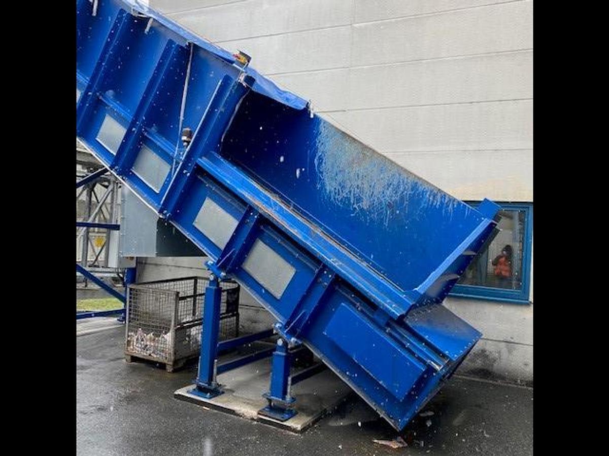 Used 2018  Huber RHIHPV 120 Conveyor System with Loading Bunker