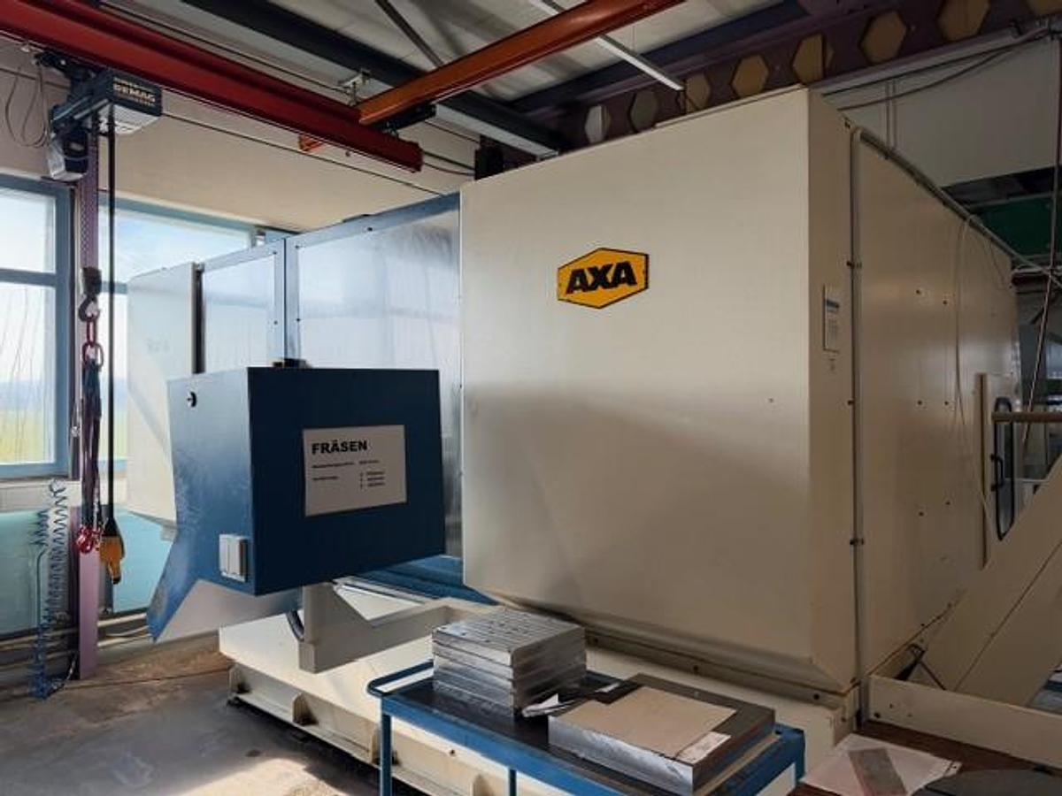 Used 2001 AXA VARIO CNC Milling Machine