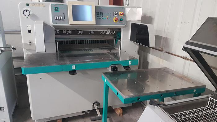 Used 2005 Perfecta 76 TVC