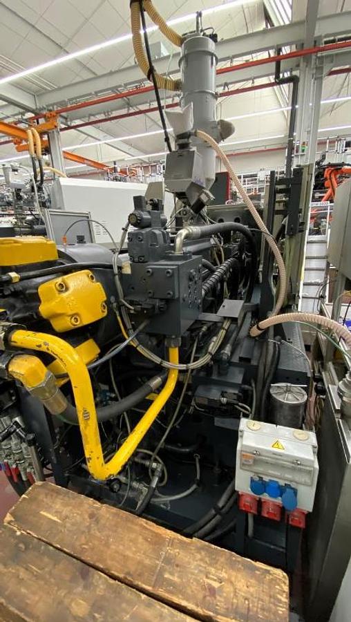 Used 2002 Demag 200/560-840 concept