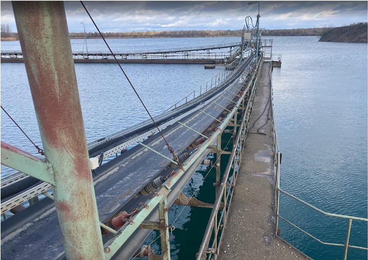 Used - Used Extraction Equipment Package – Dredger, Floating Conveyor System & Hopper Barge