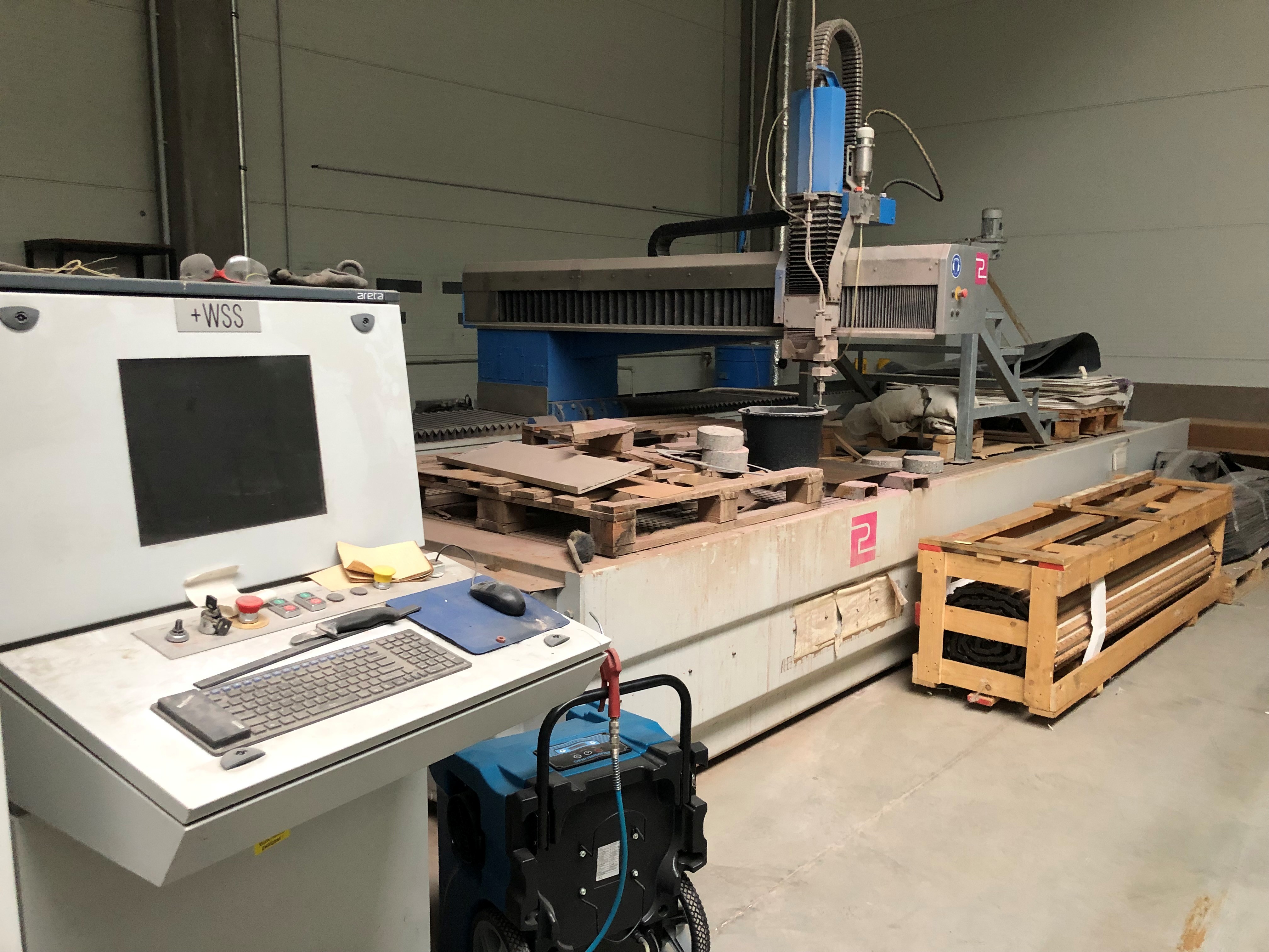 Used 2011 Perndorfer WSS5020/1HD18 5/1ASK Waterjet Cutting Machine