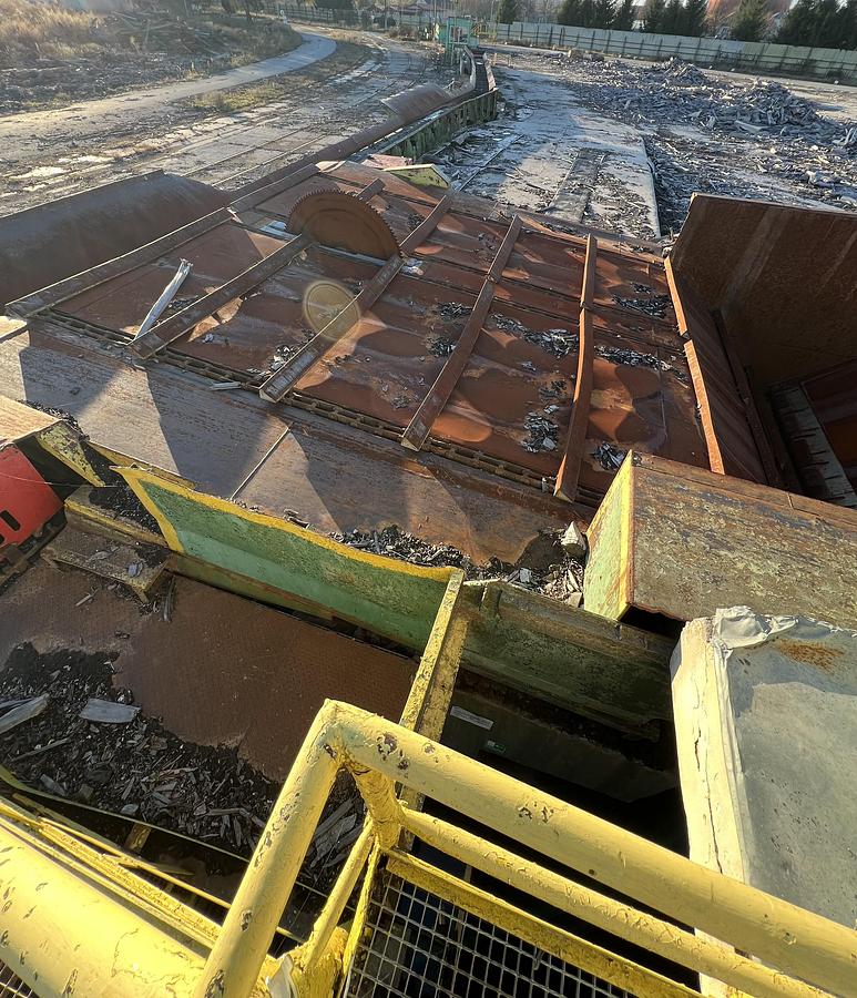 Used Bezner Splitting saw