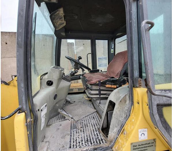 Used 2000 Komatsu Hanomag WA 95-3